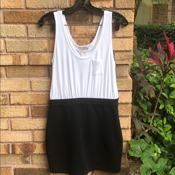 LaRok Dresses & Skirts - LaROK White&Black Mini Dress! 🤍🖤